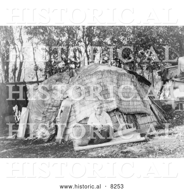 Historical Image of Klamath Tule Hut 1923 - Black and White Version
