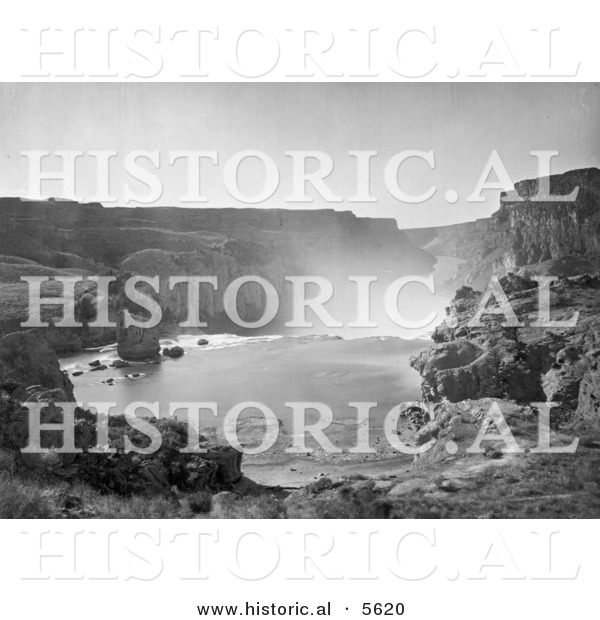Historical Photo of a Top View of the Shoshone Falls Waterfalls in Snake River Canyon, Idaho - Black and White Version