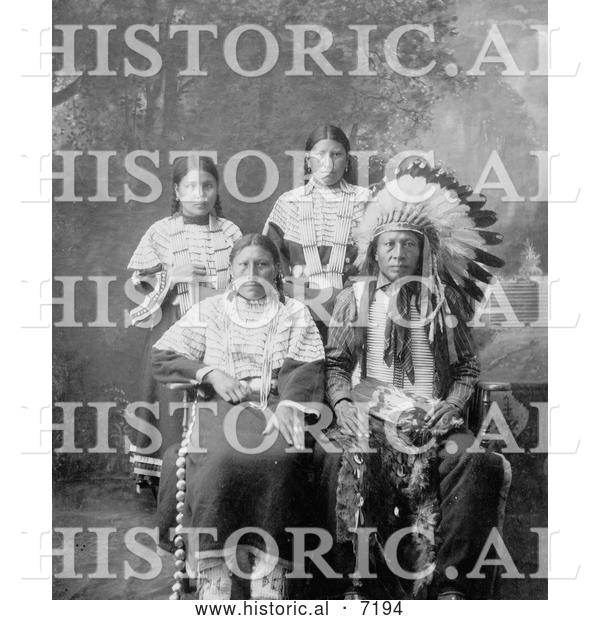 Historical Photo of Sioux Family 1910 - Black and White