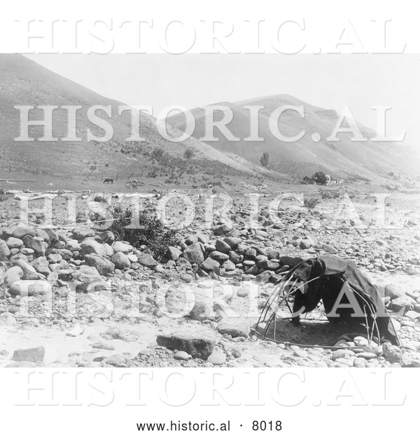 Historical Image of Nez Perce Sweat Lodge 1910 - Black and White