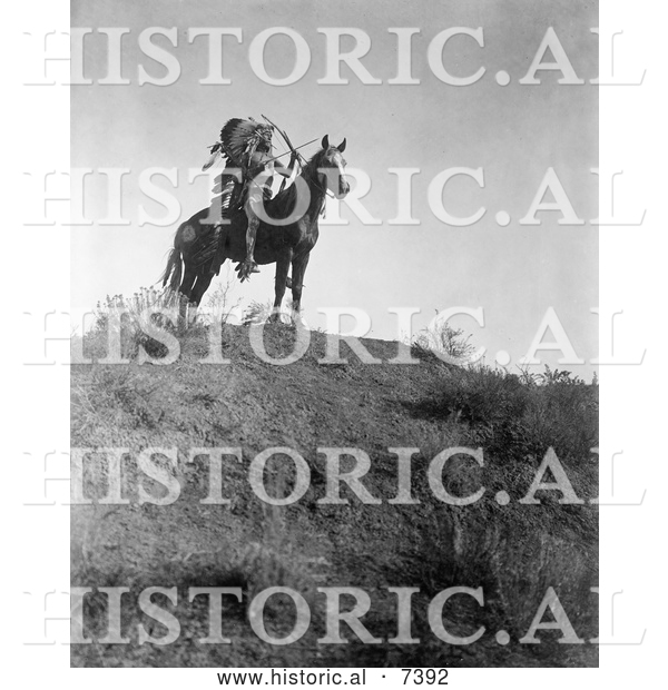 Historical Photo of Apsaroke Man with Bow and Arrows on Horse 1908 - Black and White